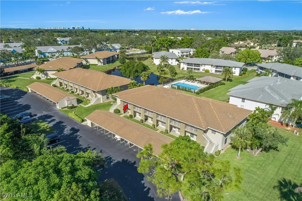 131 Cypress Way E Naples FL 34110