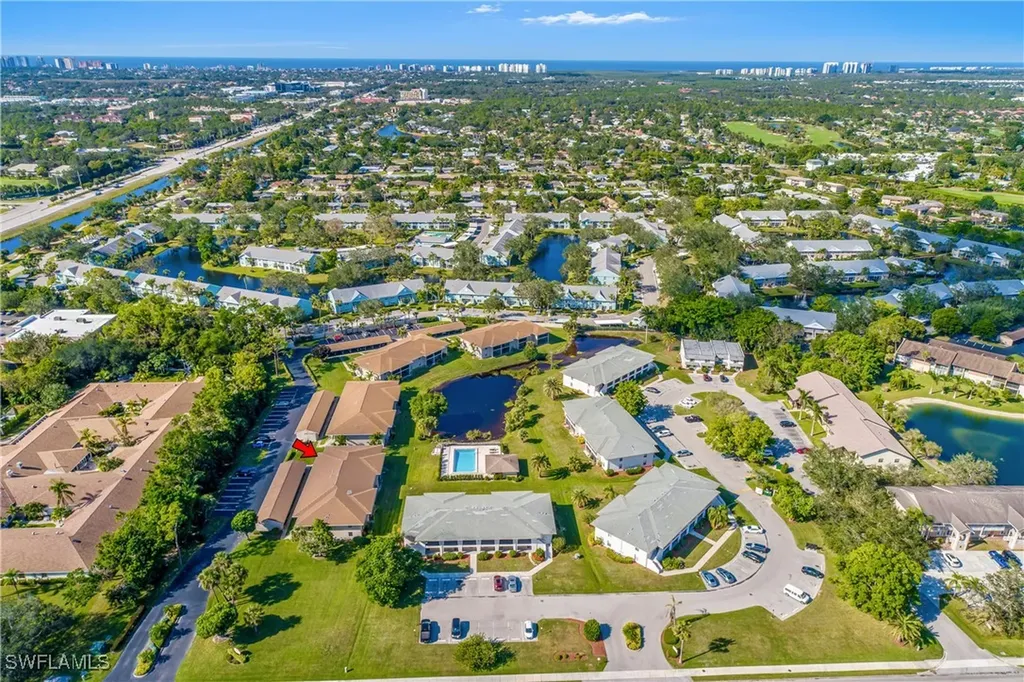 131 Cypress Way E Naples FL 34110