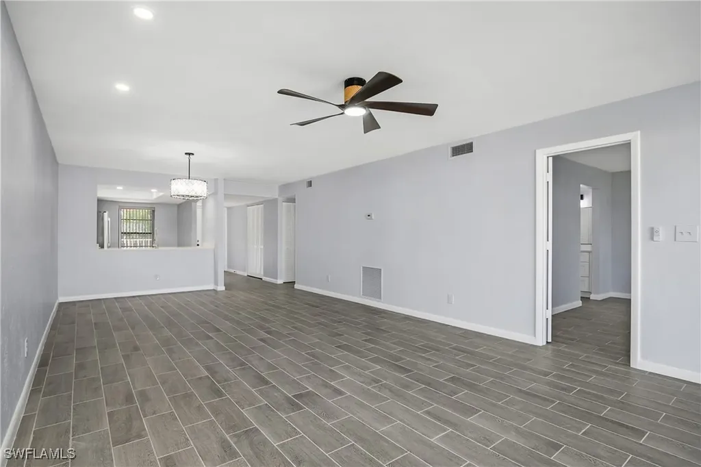 131 Cypress Way E Naples FL 34110