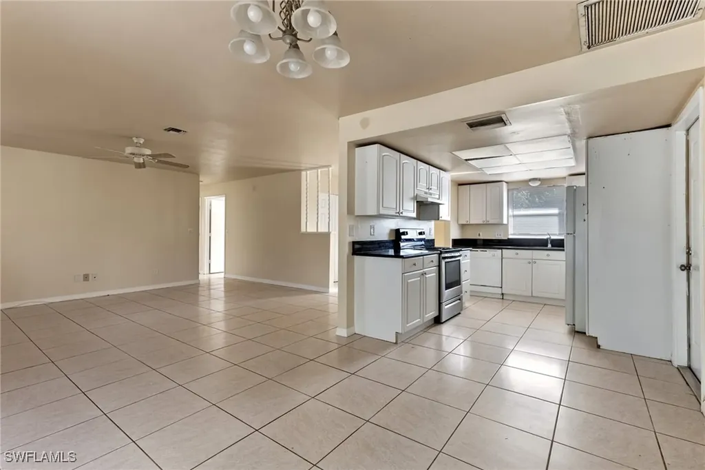 607 E 6th Street Lehigh Acres FL 33972
