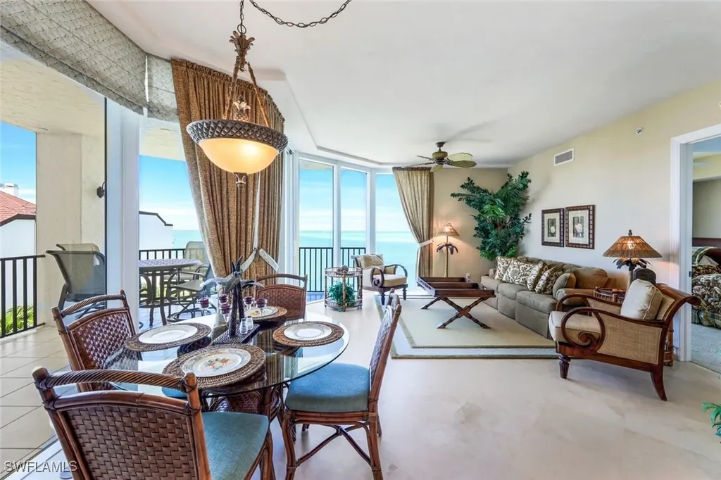 700 La Peninsula Boulevard Naples FL 34113