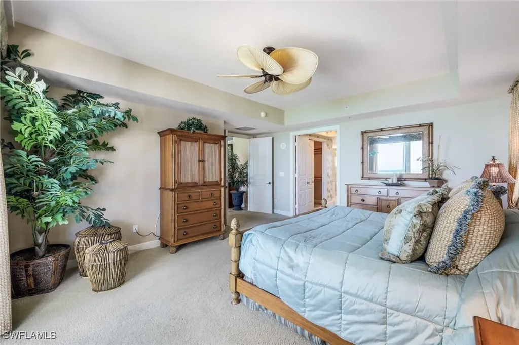 700 La Peninsula Boulevard Naples FL 34113