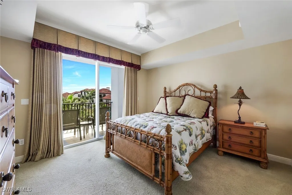 700 La Peninsula Boulevard Naples FL 34113