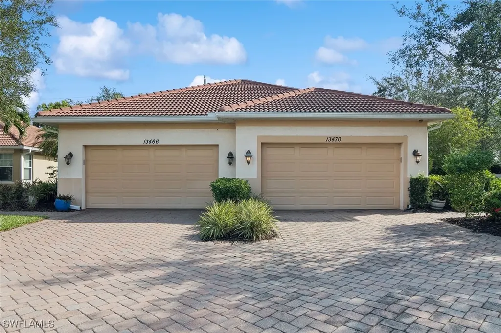 Naples FL, 13470 Kent Street
