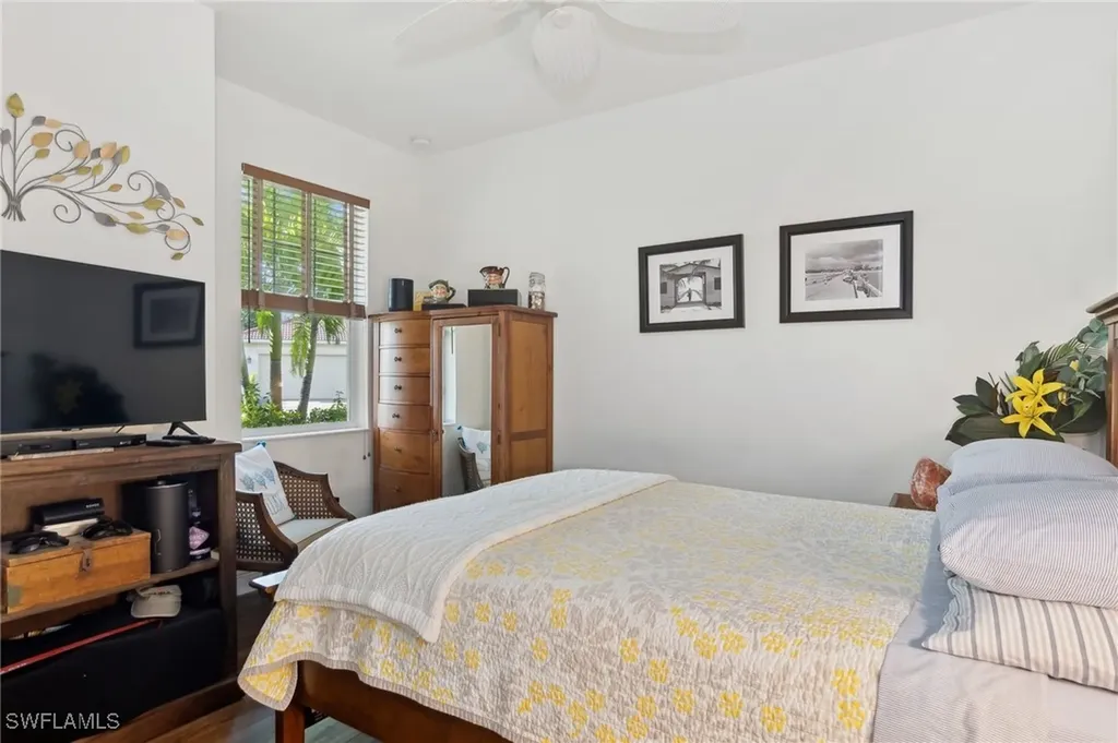 13470 Kent Street Naples FL 34109