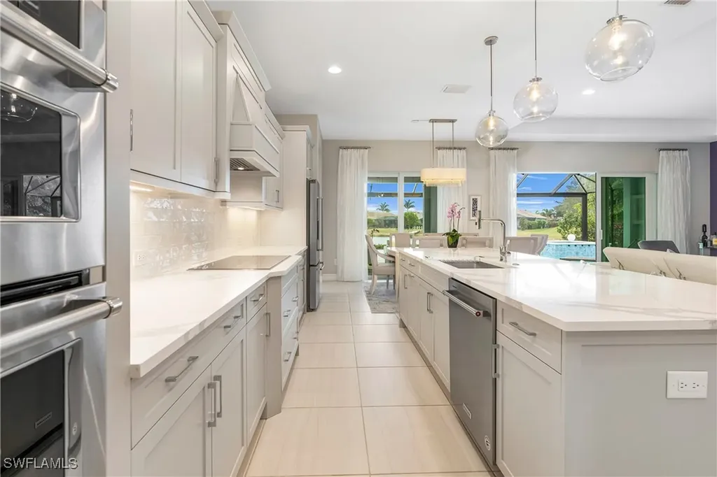 14464 Neptune Avenue Naples FL 34114