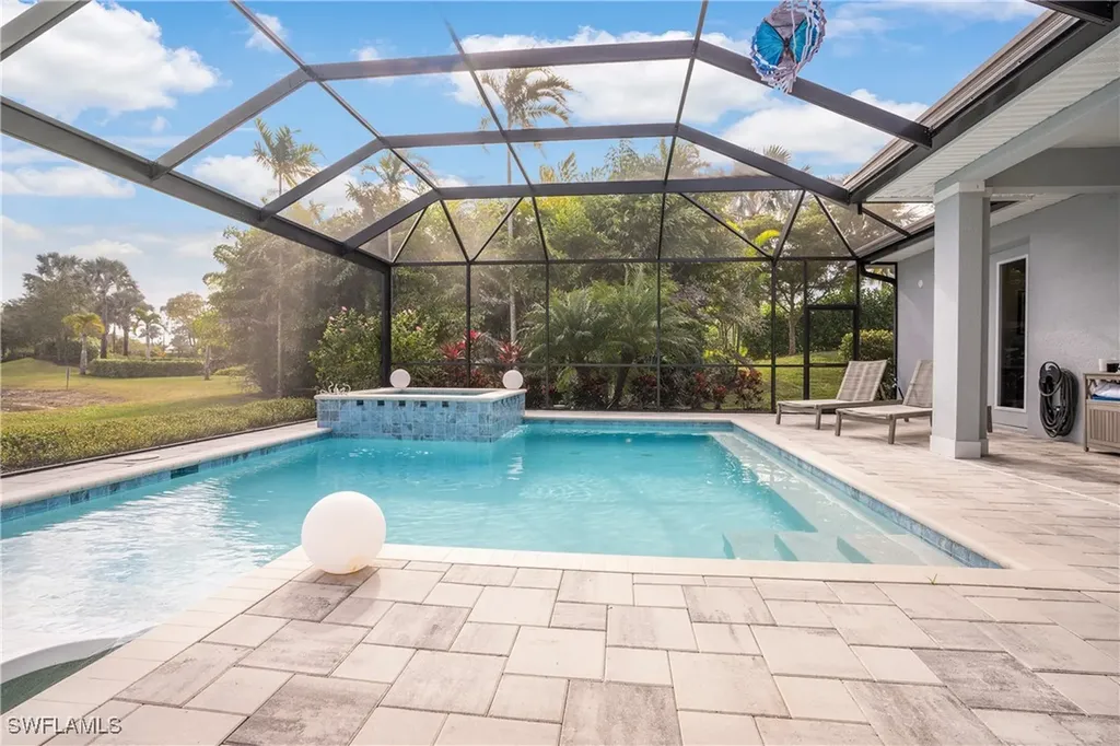 14464 Neptune Avenue Naples FL 34114