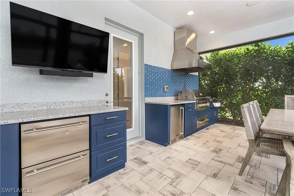 14464 Neptune Avenue Naples FL 34114