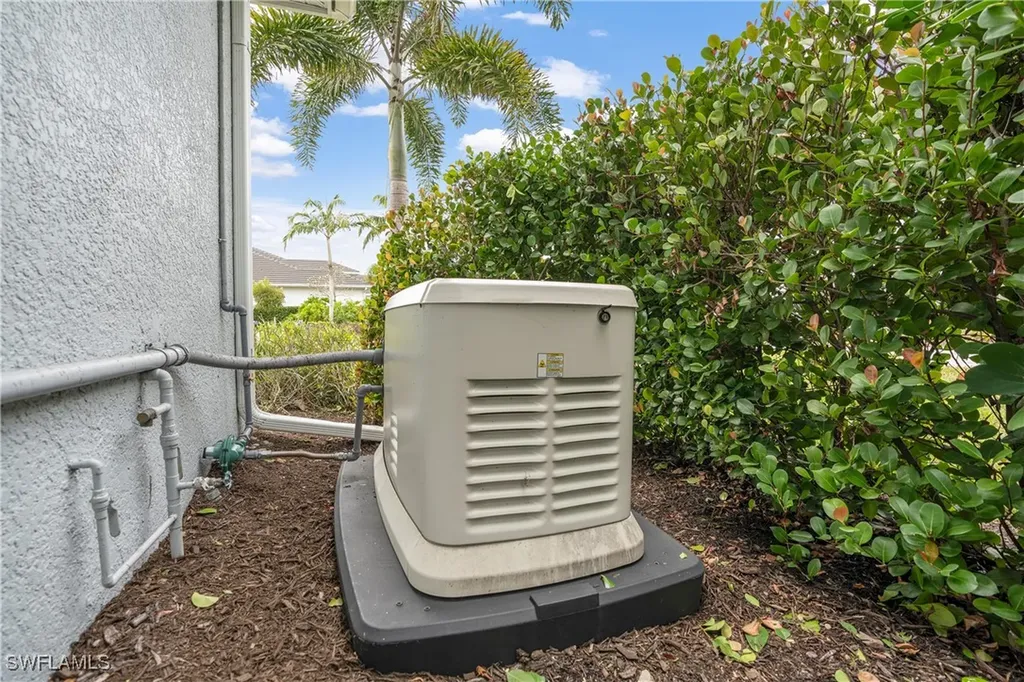 14464 Neptune Avenue Naples FL 34114