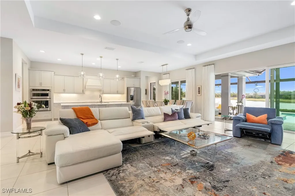 14464 Neptune Avenue Naples FL 34114