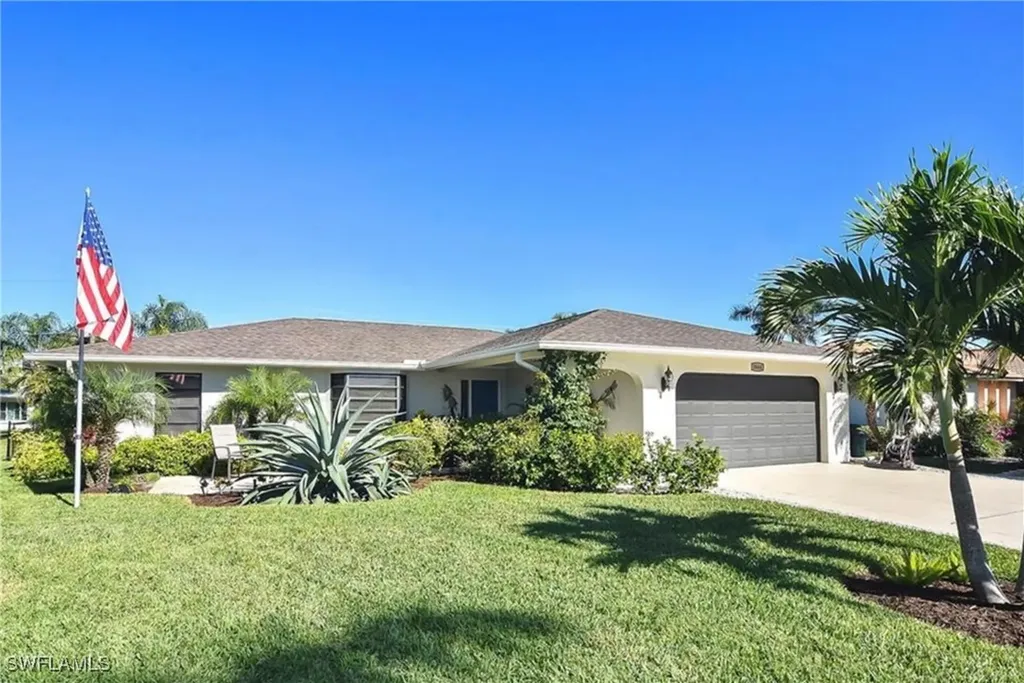 Bonita Springs FL, 3644 Tomlinson Street