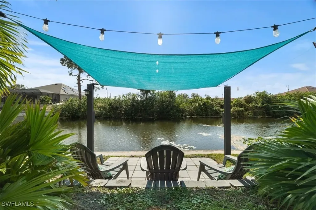 1110 SW 1st Street Cape Coral FL 33991
