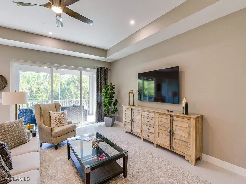 202 Indies Drive E Naples FL 34114