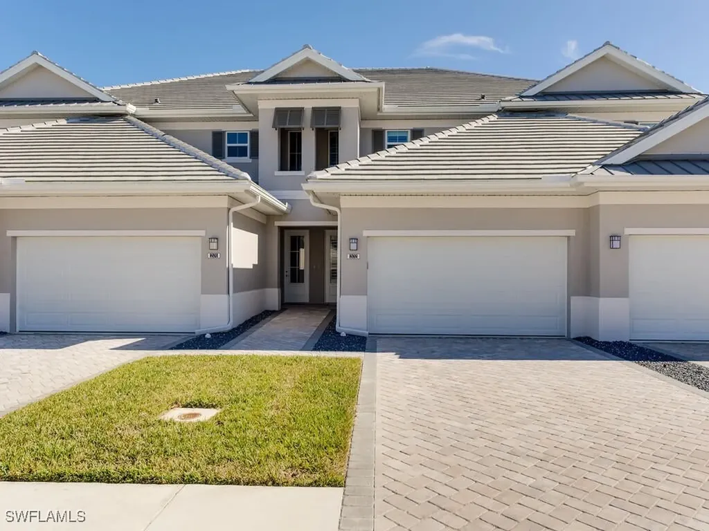 202 Indies Drive E Naples FL 34114