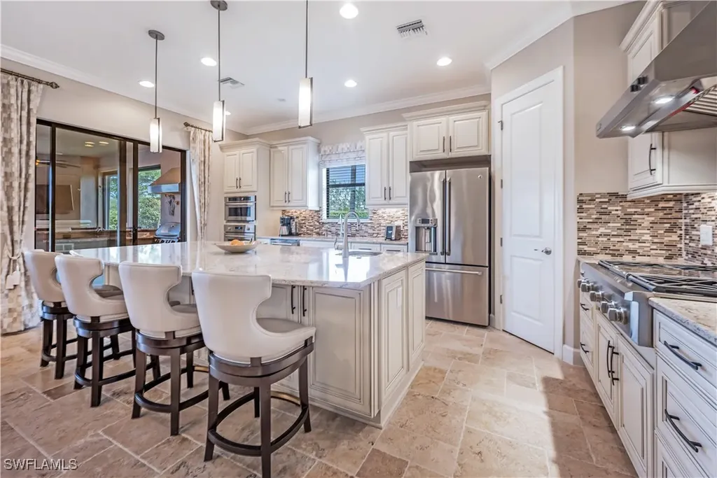 9585 Campanile Circle Naples FL 34114