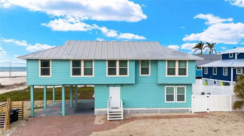 285 Lazy Way Fort Myers Beach FL 33931