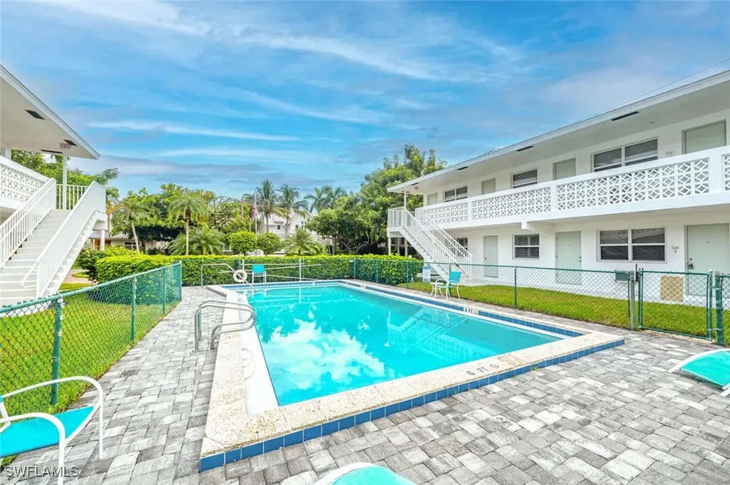 532 4th Avenue S Naples FL 34102