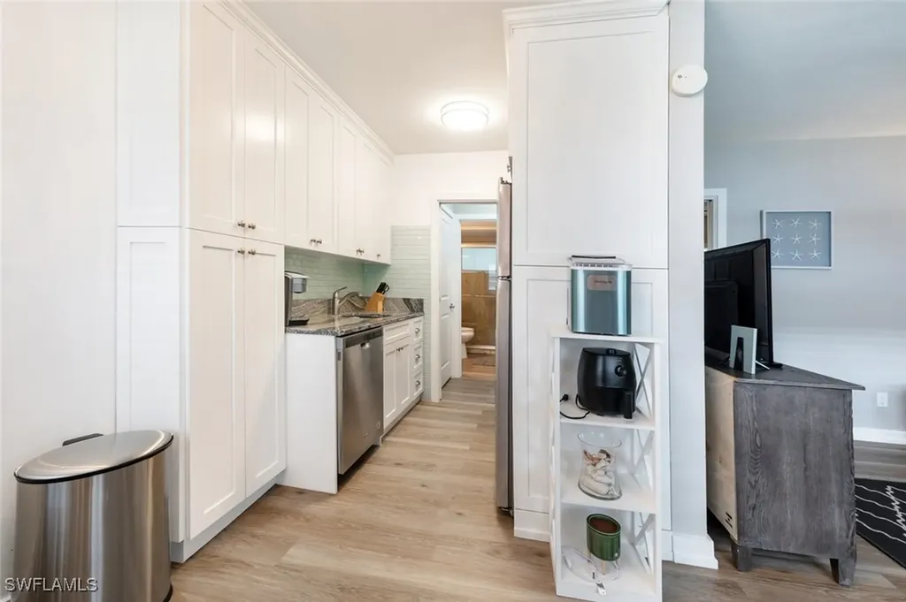 532 4th Avenue S Naples FL 34102