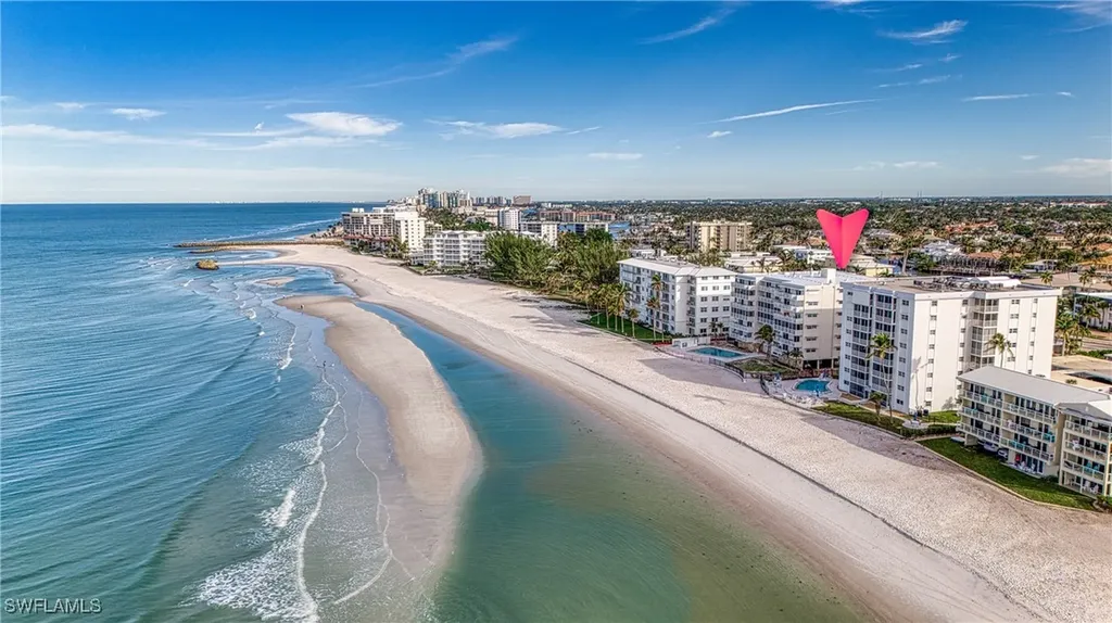 1977 Gulf Shore Boulevard N Naples FL 34102