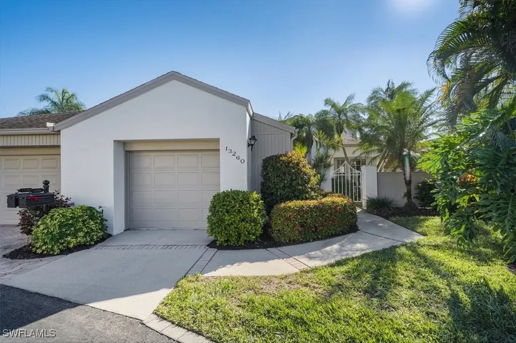 13260 Wedgefield Drive Naples FL 34110