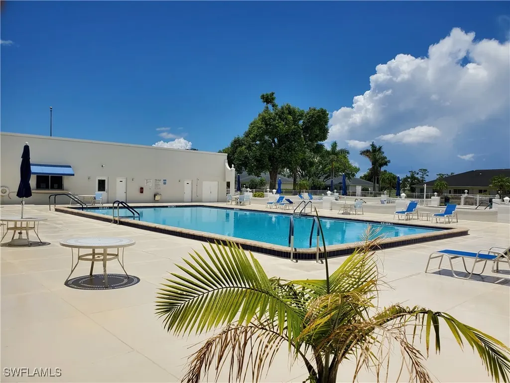 1381 N Brandywine Circle Fort Myers FL 33919