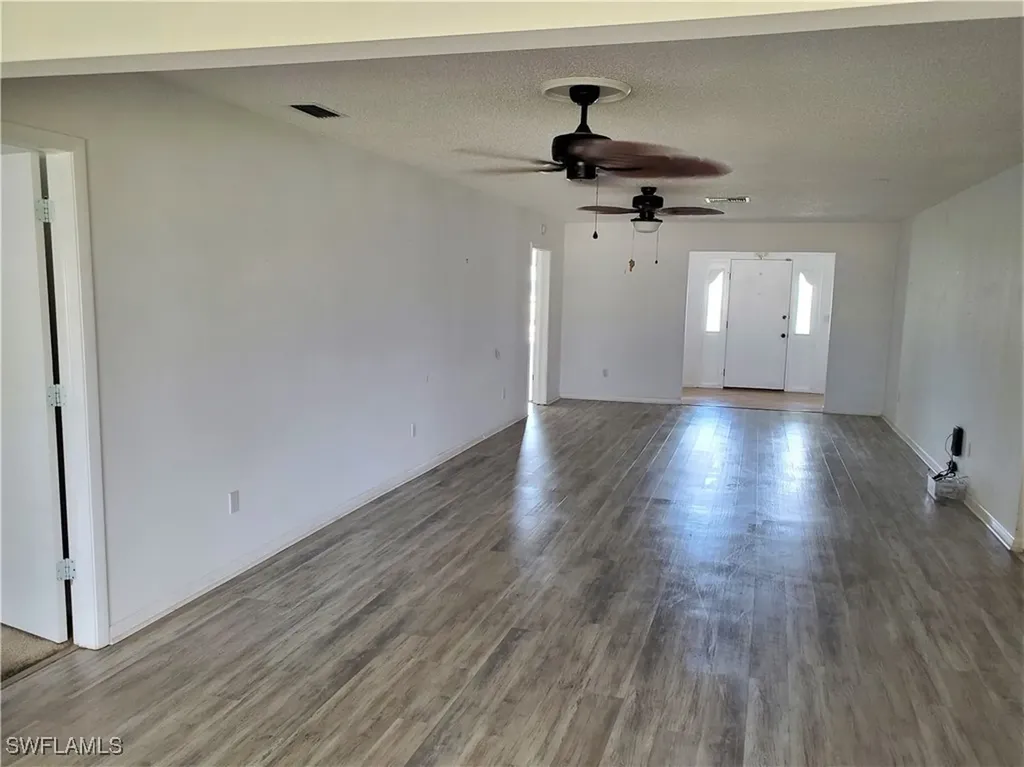 1381 N Brandywine Circle Fort Myers FL 33919