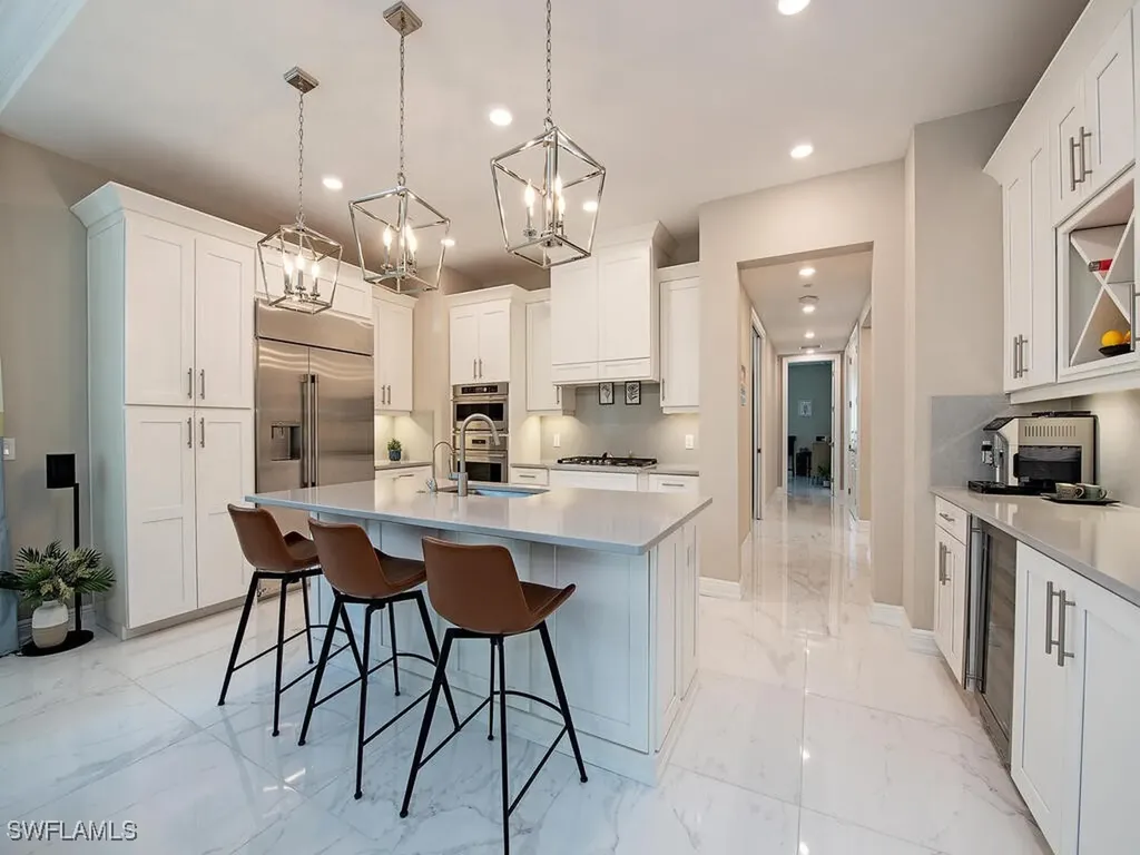 16370 Viansa Way Naples FL 34110