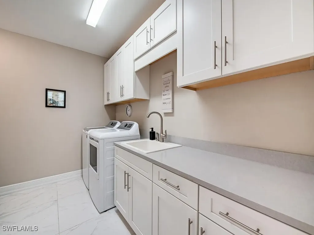 16370 Viansa Way Naples FL 34110