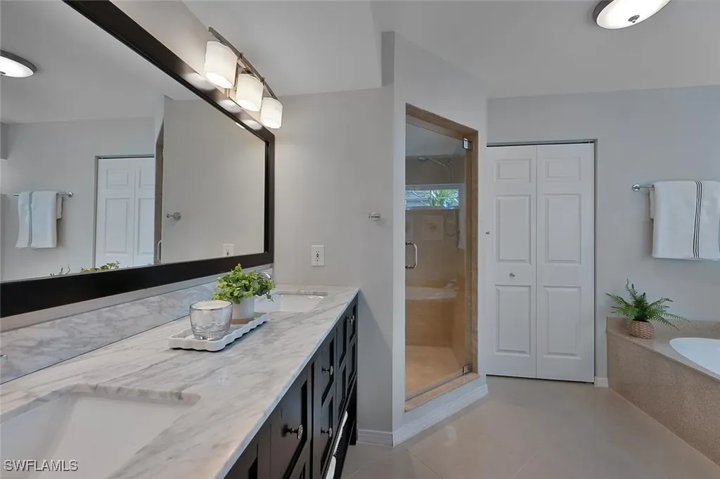 3205 Carriage Circle Naples FL 34105