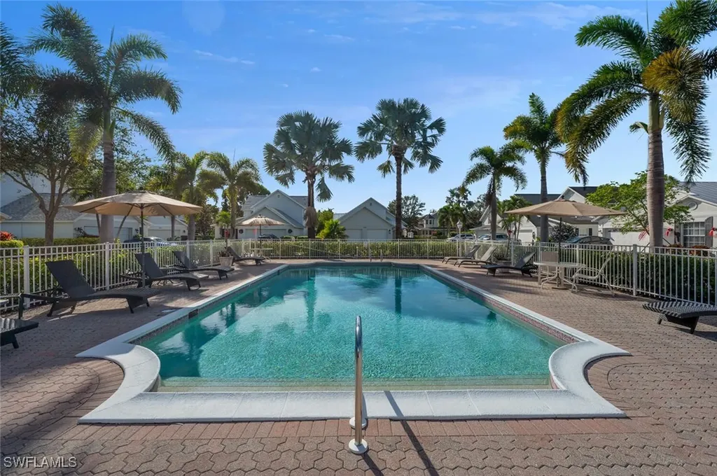3205 Carriage Circle Naples FL 34105
