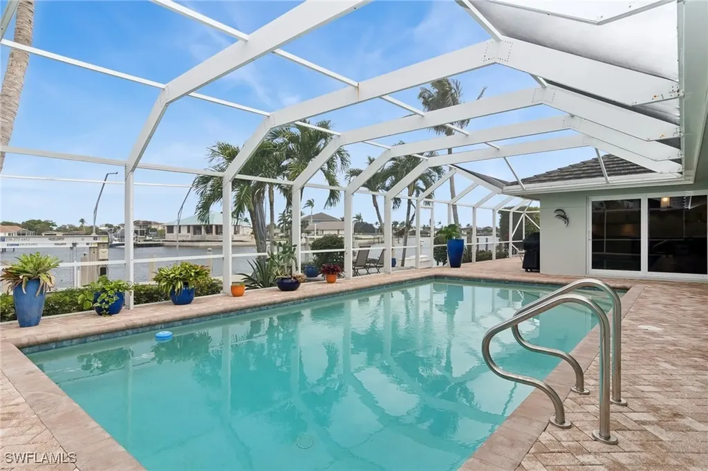 335 Nassau Court Marco Island FL 34145