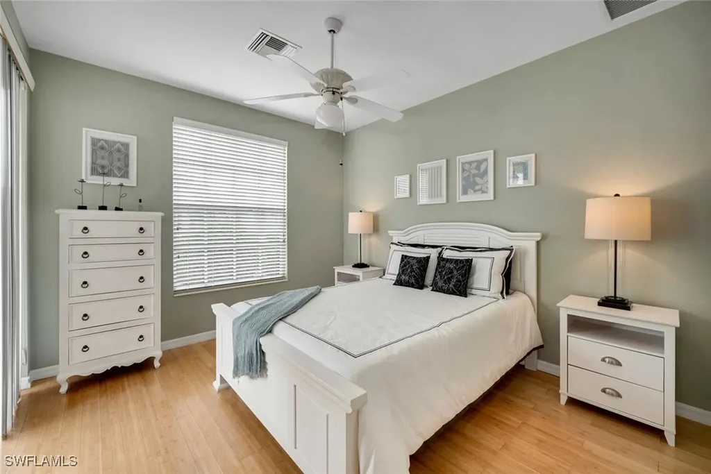 554 3rd Avenue S Naples FL 34102