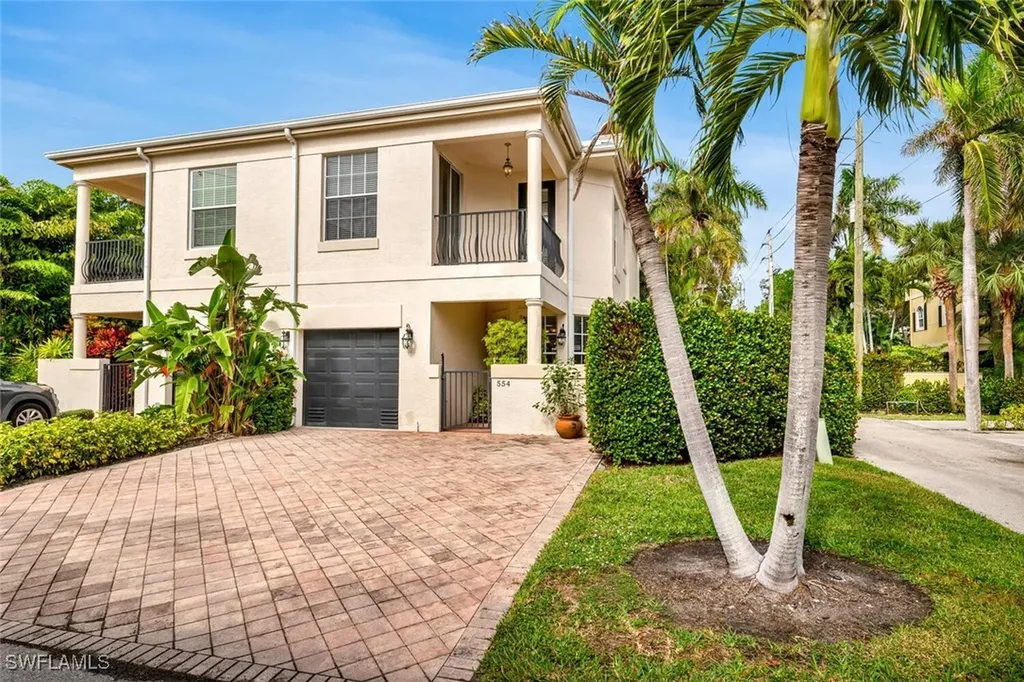 554 3rd Avenue S Naples FL 34102