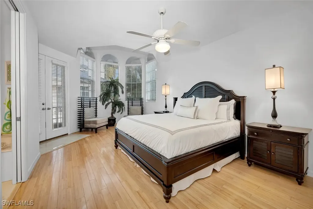 554 3rd Avenue S Naples FL 34102