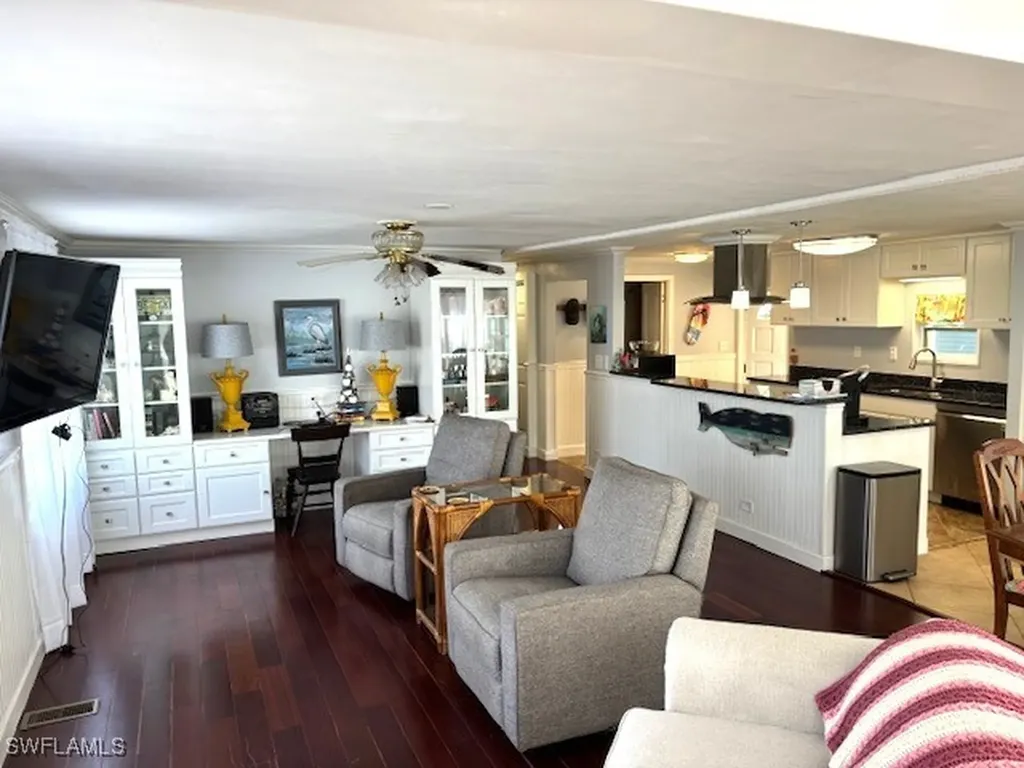 309 Shoreland Drive Fort Myers FL 33905