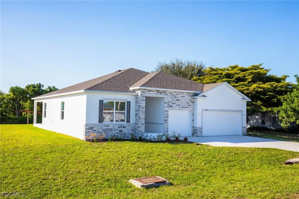 3008 SE 1st Avenue Cape Coral FL 33904