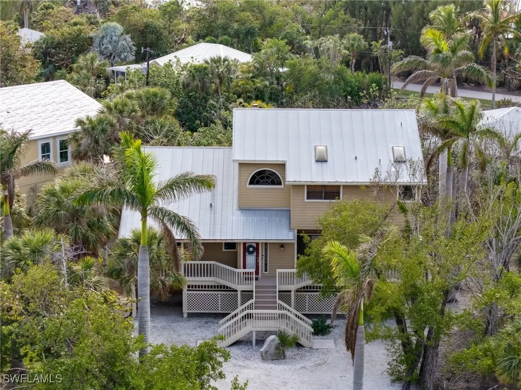 1241 Junonia Street Sanibel FL 33957