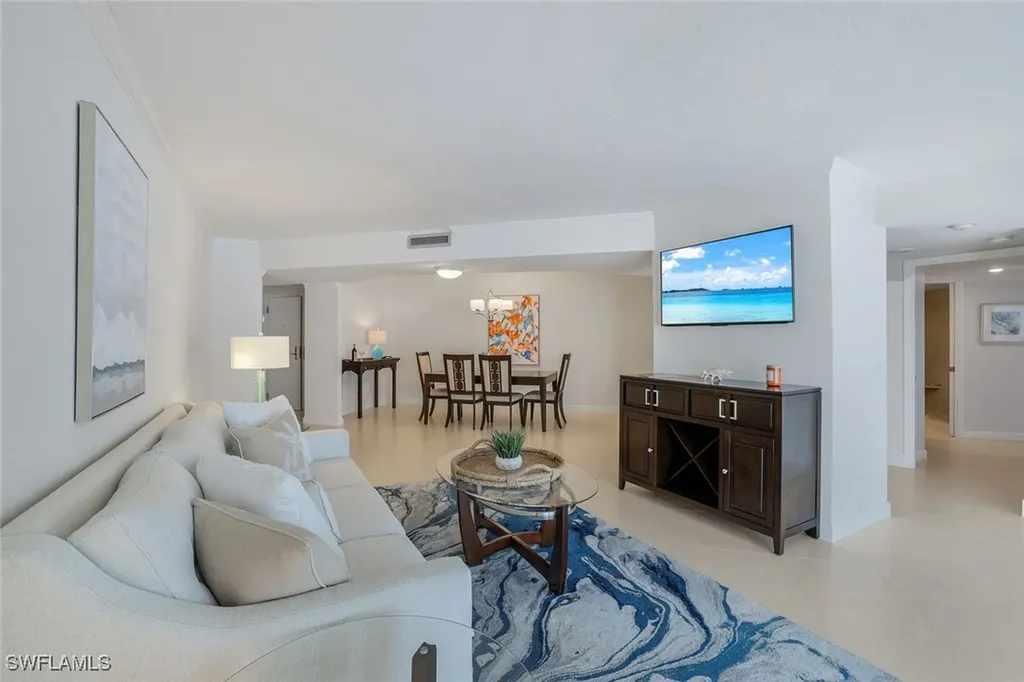 4041 Gulf Shore Boulevard N Naples FL 34103
