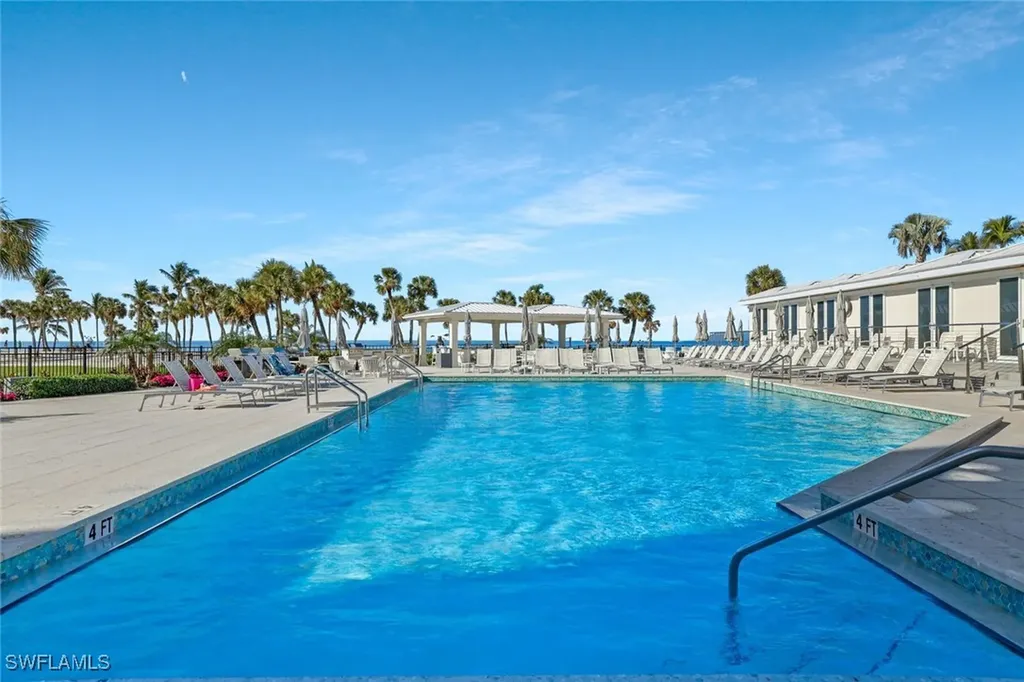 4041 Gulf Shore Boulevard N Naples FL 34103