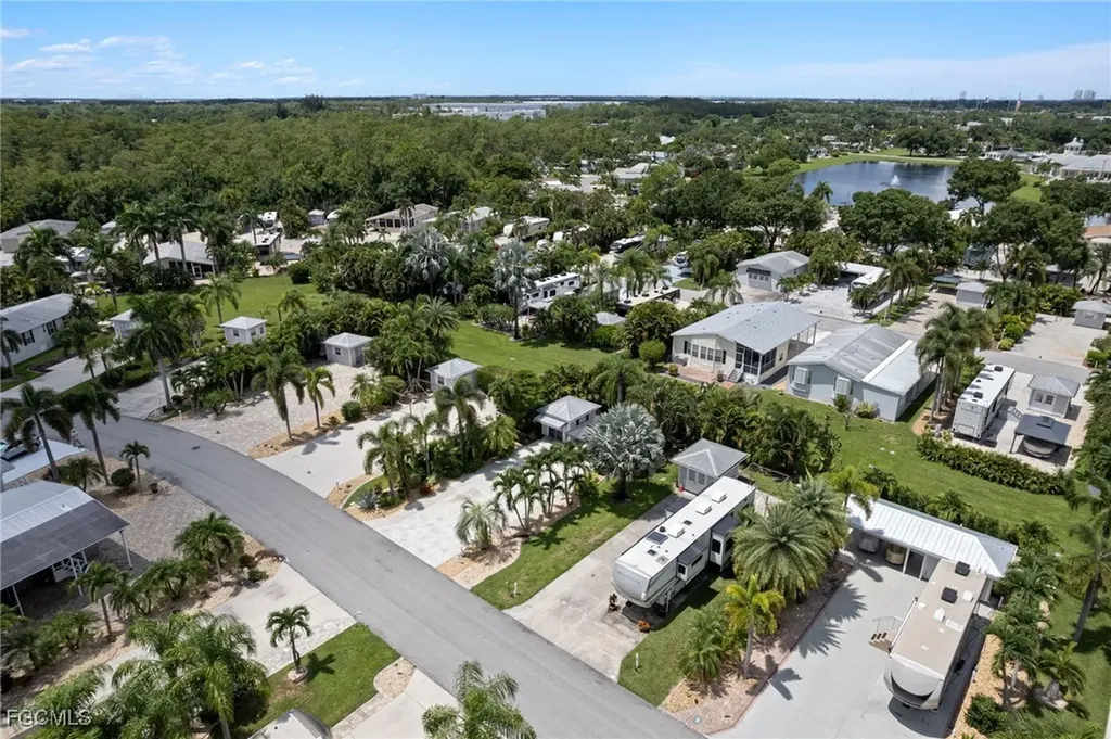 5800 Pathwood Court E Fort Myers FL 33905