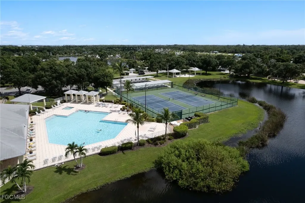 5800 Pathwood Court E Fort Myers FL 33905