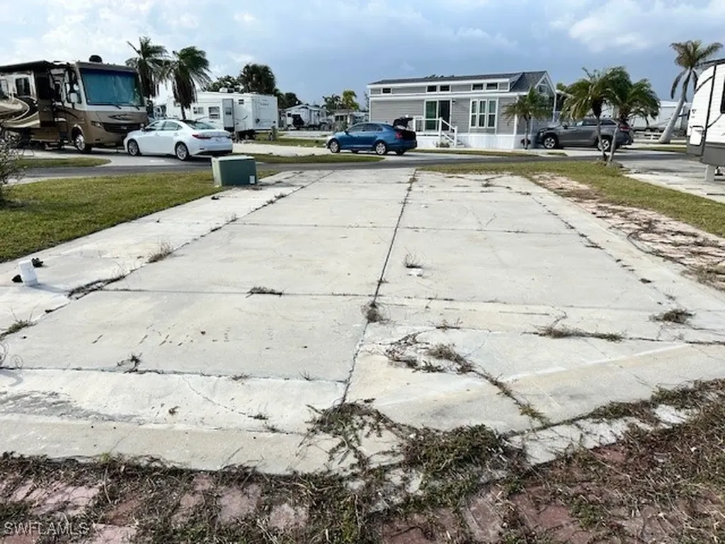 19681 Summerlin Road E-80 Fort Myers FL 33908