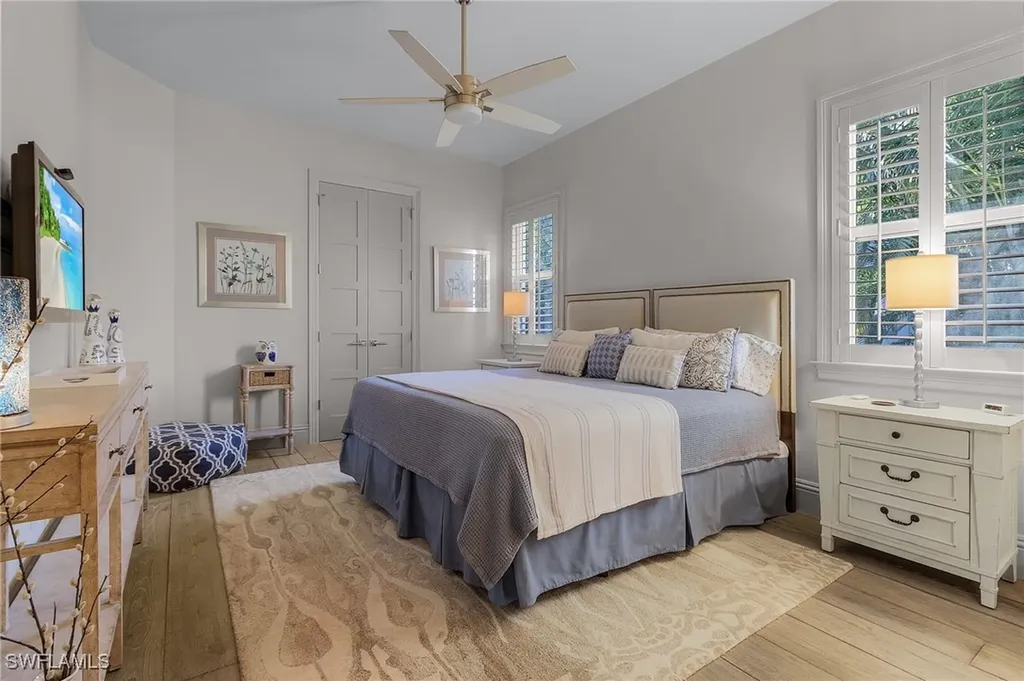 3027 Gardens Boulevard Naples FL 34105
