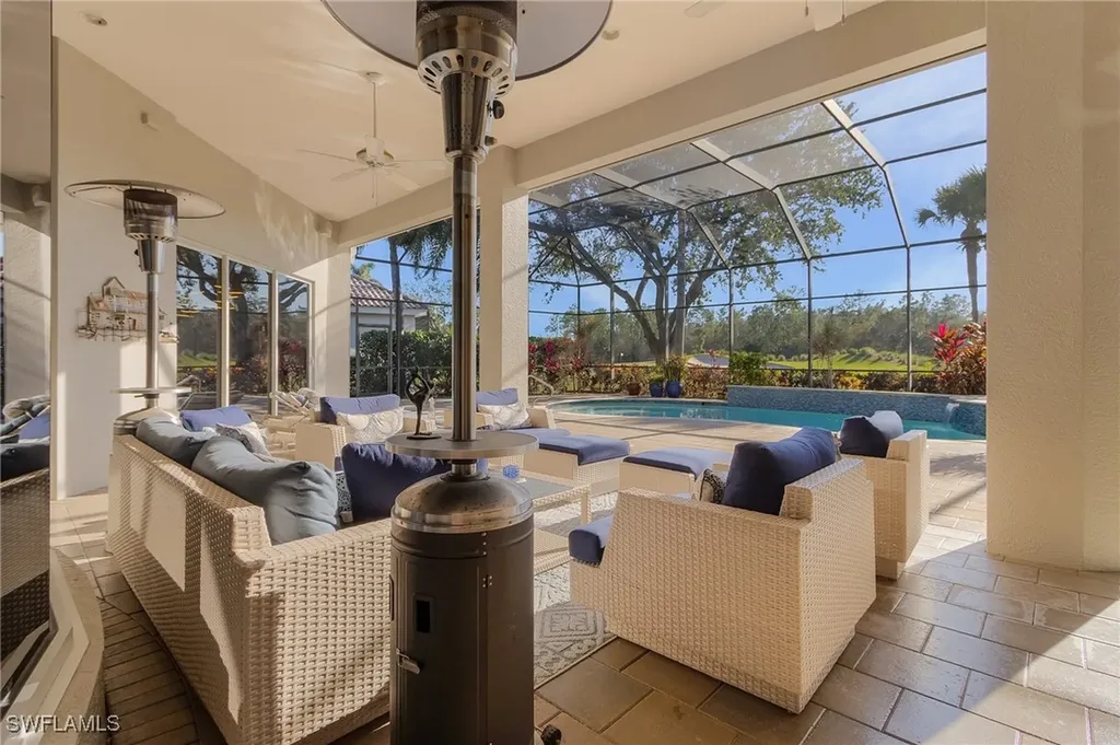 3027 Gardens Boulevard Naples FL 34105