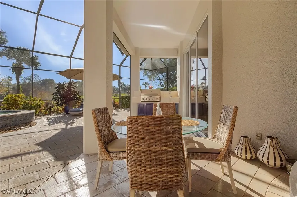3027 Gardens Boulevard Naples FL 34105