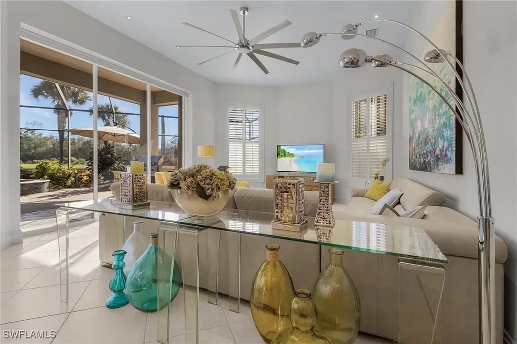 3027 Gardens Boulevard Naples FL 34105