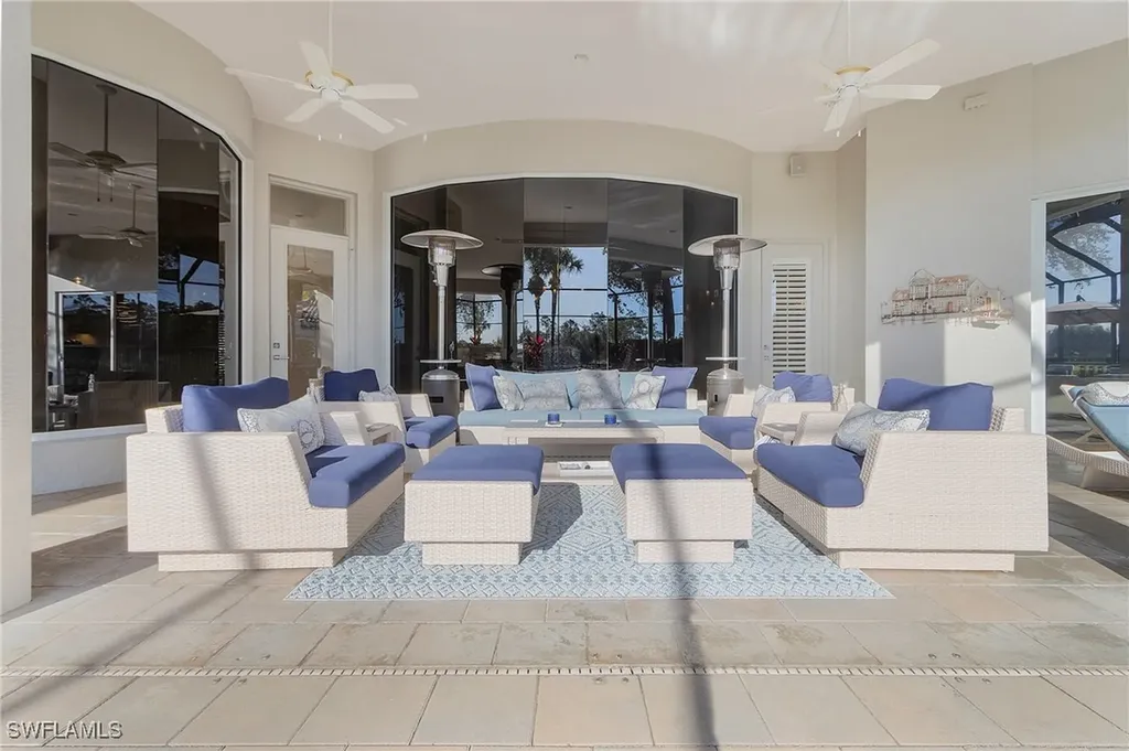 3027 Gardens Boulevard Naples FL 34105