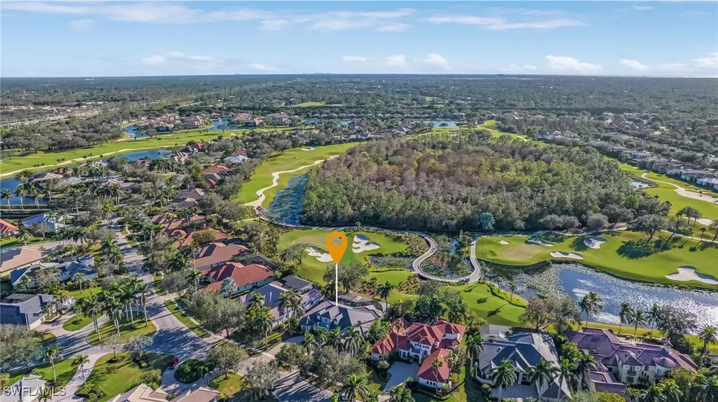 3027 Gardens Boulevard Naples FL 34105