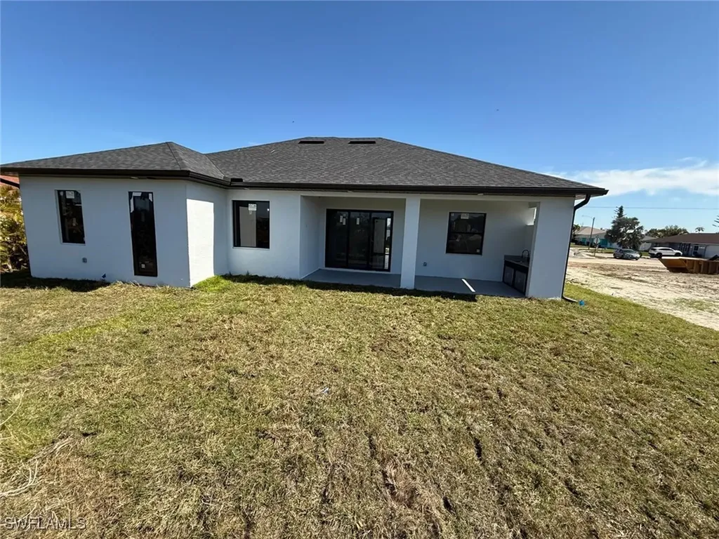 1320 NE 14th Avenue Cape Coral FL 33909