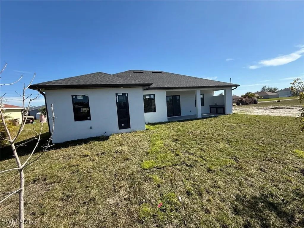 1320 NE 14th Avenue Cape Coral FL 33909